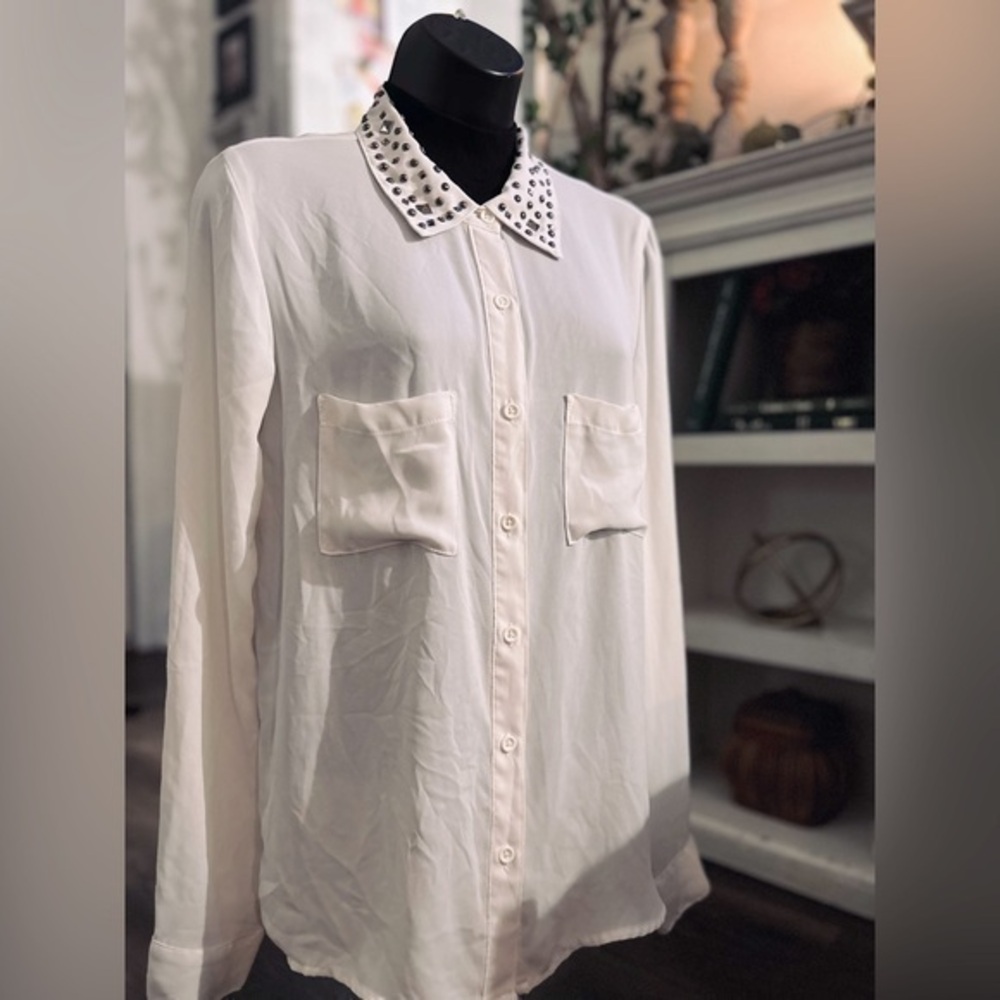 Forever 21 white button down studded collared shirt, size Medium